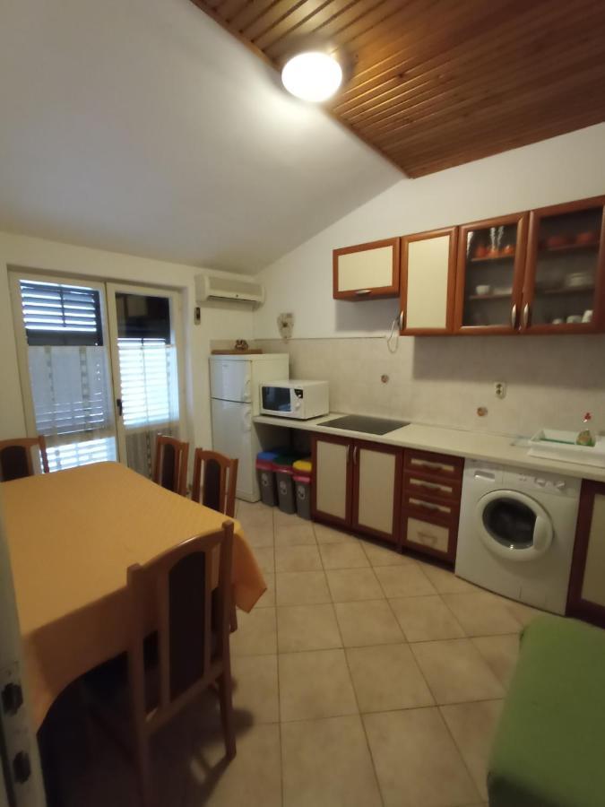 Apartments Timi โปเรช ภายนอก รูปภาพ