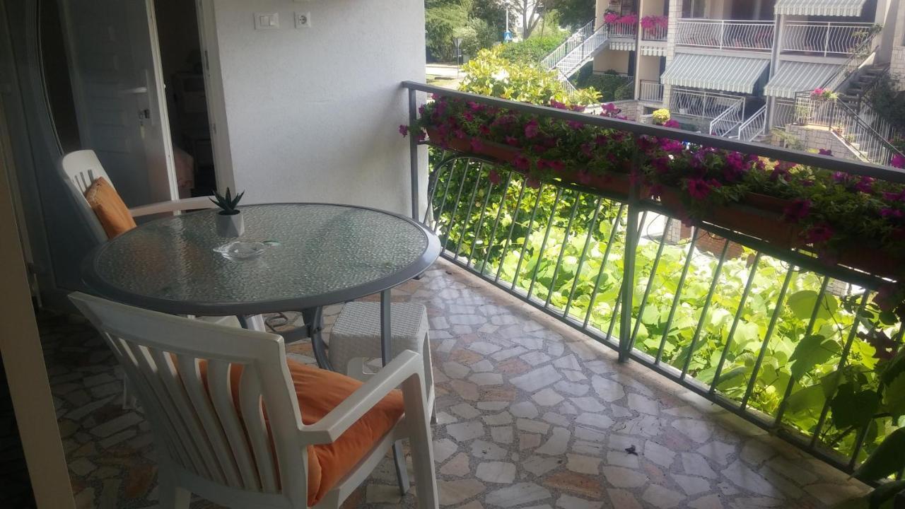 Apartments Timi โปเรช ภายนอก รูปภาพ